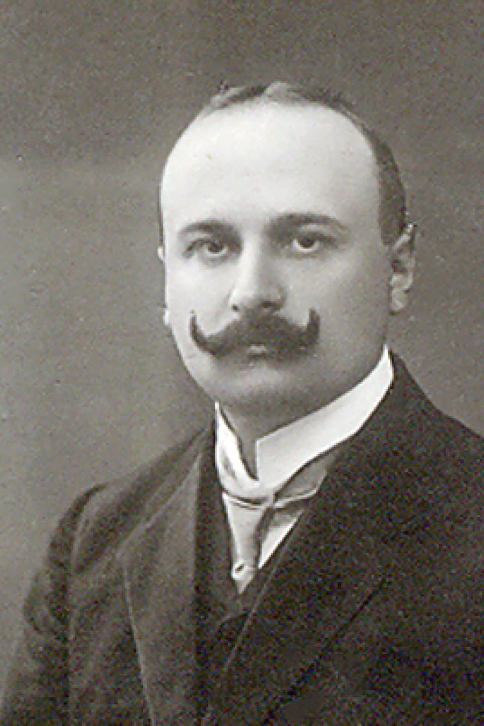 SUCCESSFUL CONSTRUCTION OF LARGE CONCERT HALL ORGANS